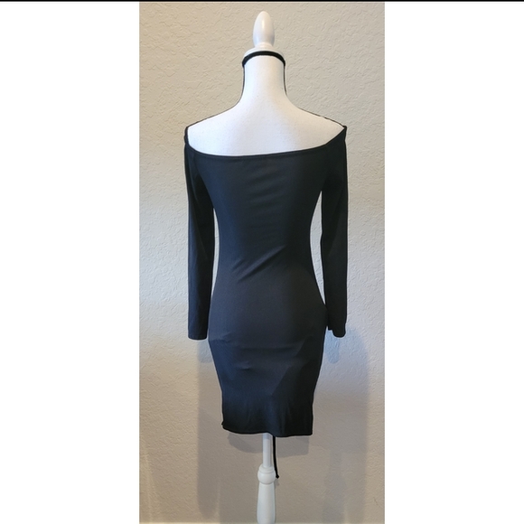 Femme Luxe Black Off The Shoulder Ruched Dress - Picture 3 of 3